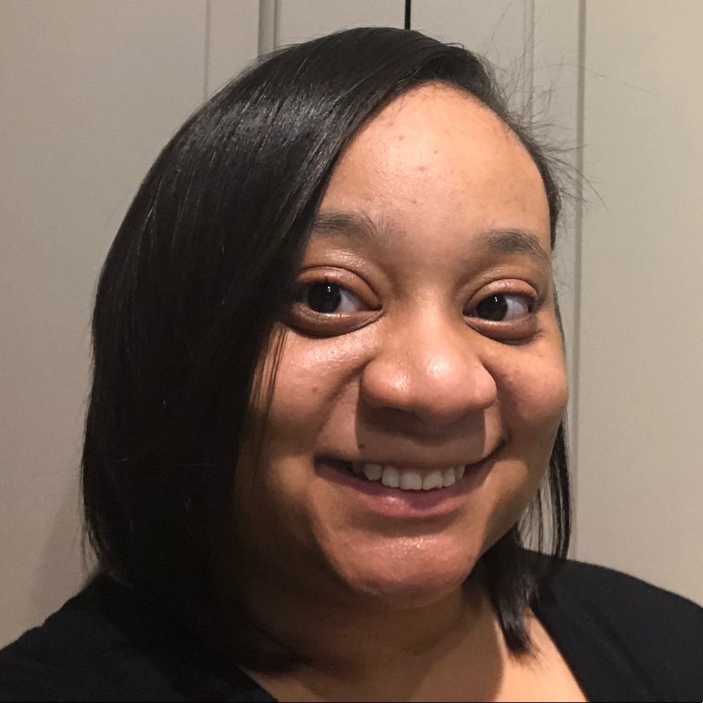 Meet your Posher, Courtney
